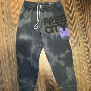 freecity cropped Tie-Dye Joggers